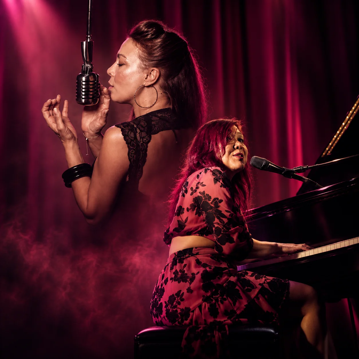 DOS VOCES & UN PIANO